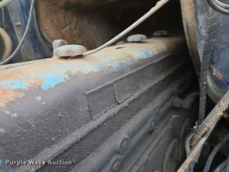 image for item OG9022 1973 Ford 9000 grain truck