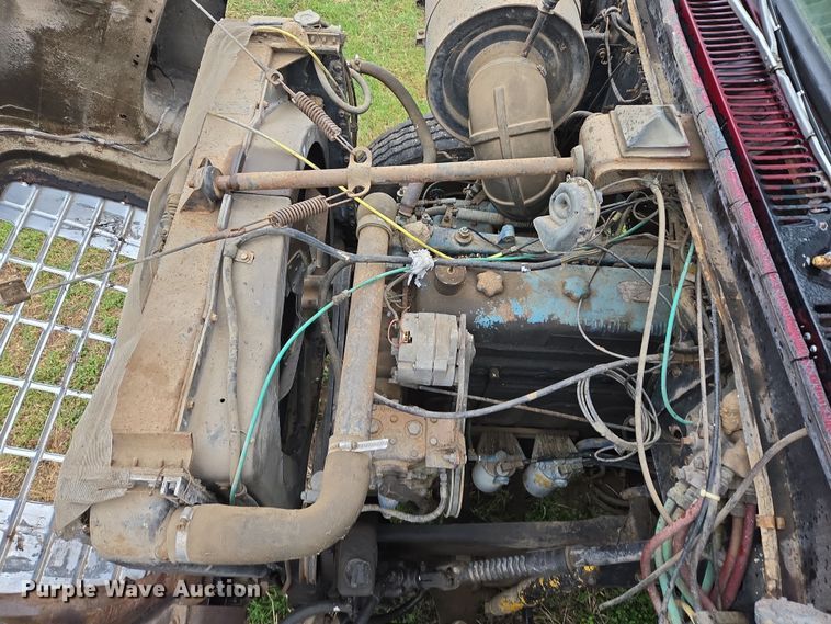 image for item OG9022 1973 Ford 9000 grain truck