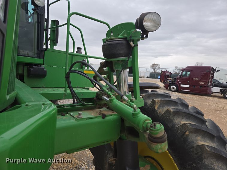 image for item YA0391 2006 John Deere 4710 sprayer