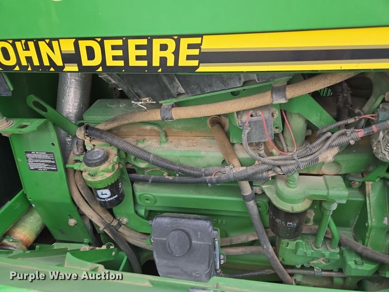 image for item YA0391 2006 John Deere 4710 sprayer