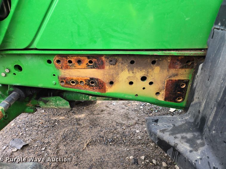 image for item YA0459 2012 John Deere 6190R MFWD tractor