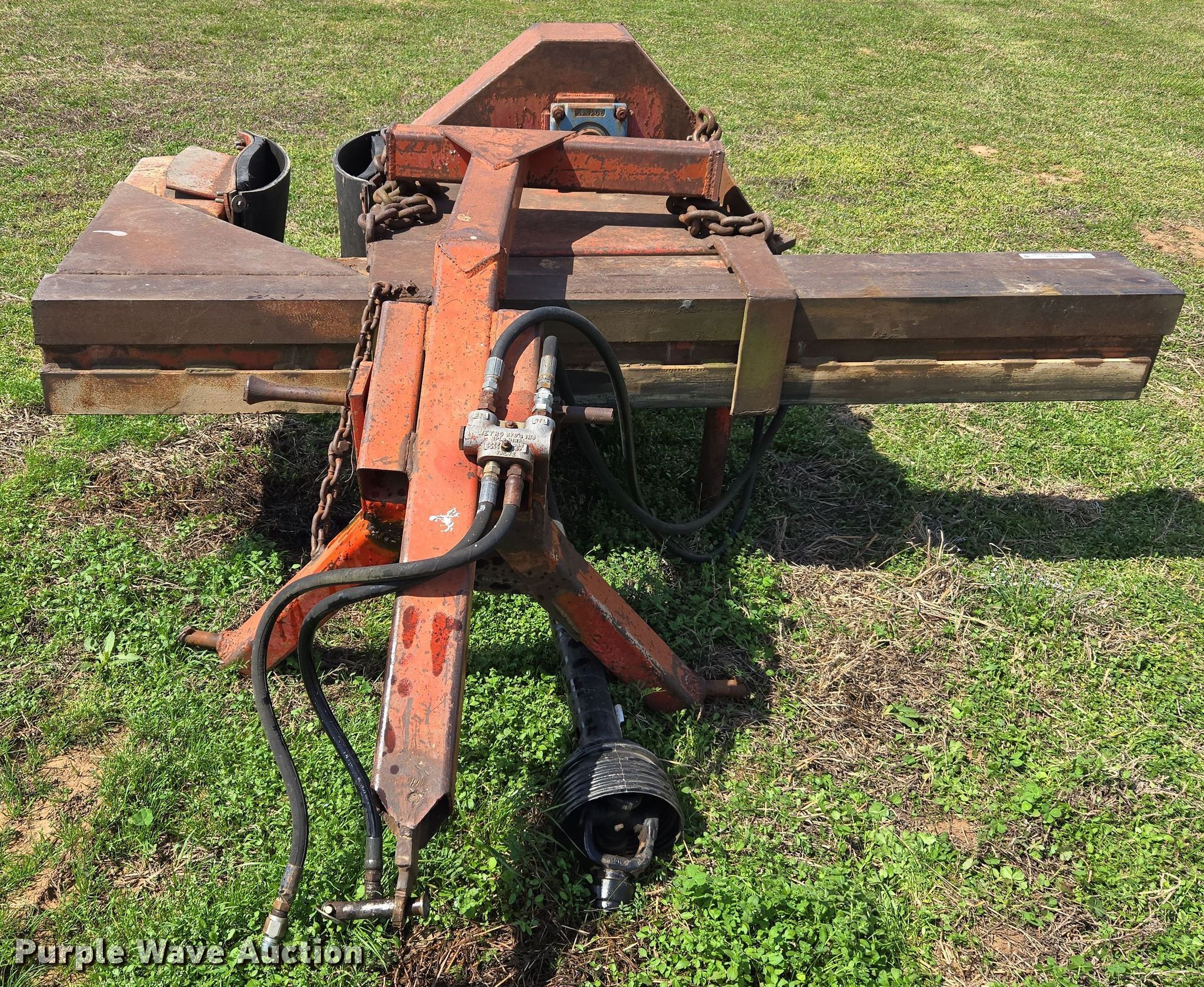 Savage 4200 pecan harvester in Okemah, OK | Item EJ8448 sold