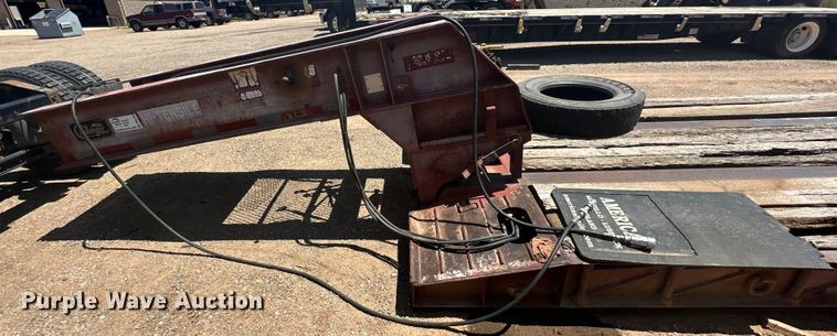 image for item DK6734 1996 Witzco Challenger RG-35 lowboy equipment trailer