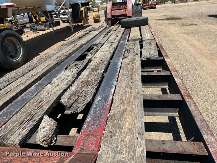 image for item DK6734 1996 Witzco Challenger RG-35 lowboy equipment trailer