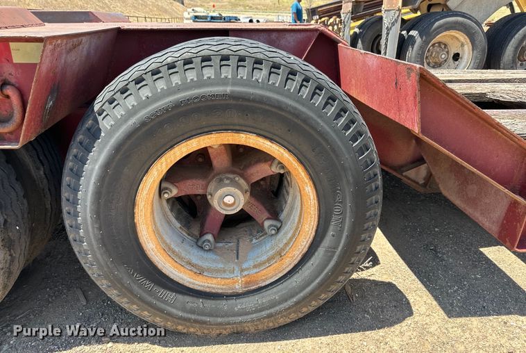 image for item DK6734 1996 Witzco Challenger RG-35 lowboy equipment trailer