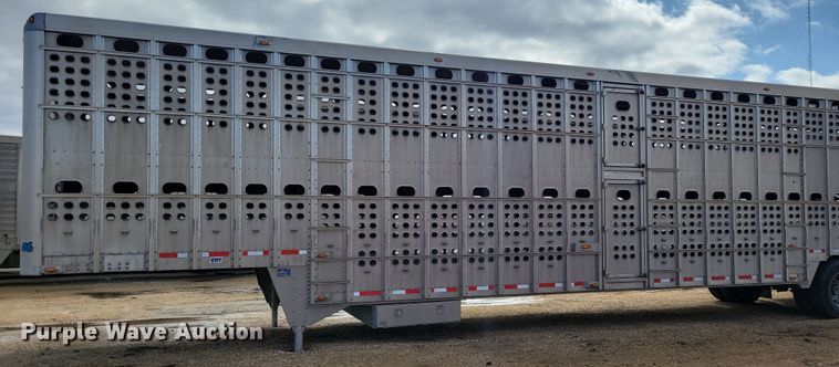 image for item DN3713 2007 M.H. Eby livestock trailer