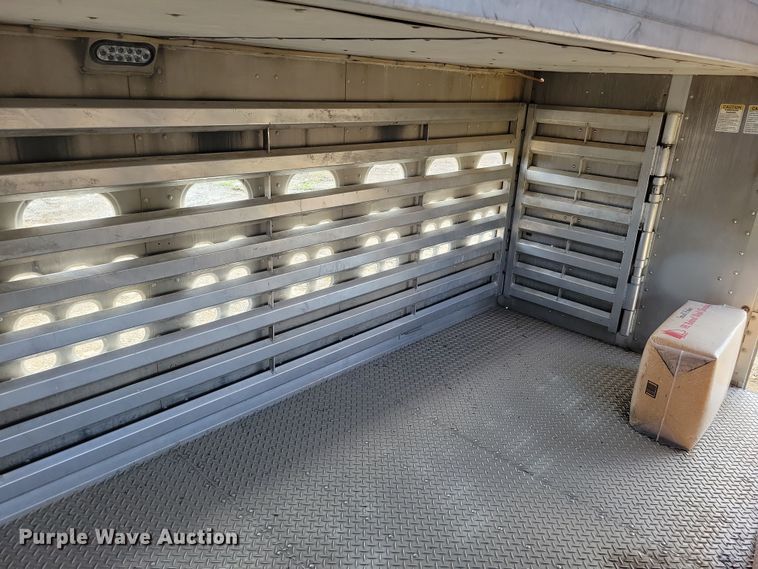 image for item DN3713 2007 M.H. Eby livestock trailer