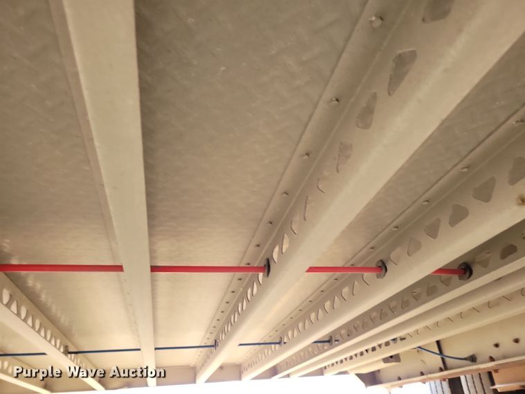 image for item DN3713 2007 M.H. Eby livestock trailer