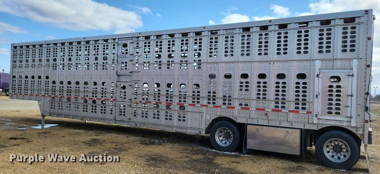 image for item DN3714 2007 Wilson PSDCL-402P livestock trailer