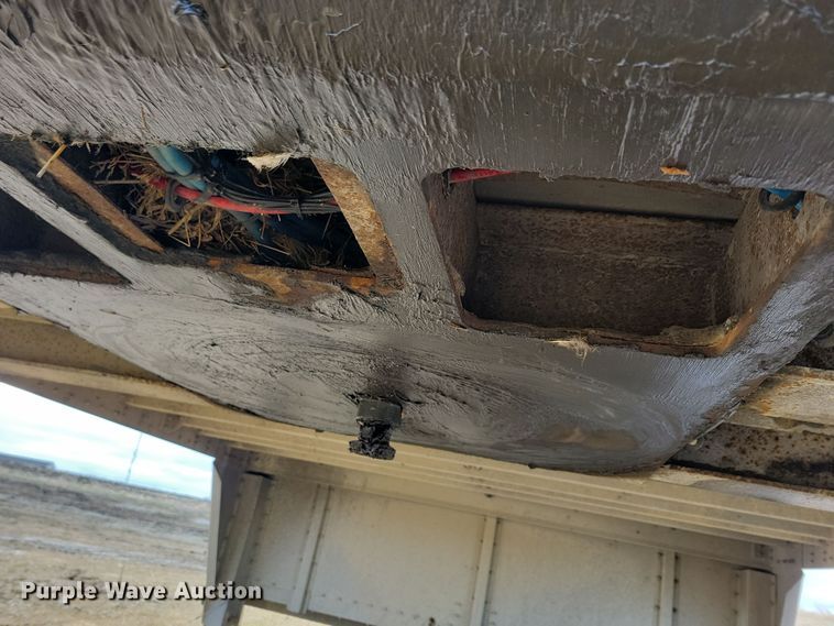 image for item DN3714 2007 Wilson PSDCL-402P livestock trailer