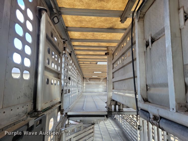image for item DN3714 2007 Wilson PSDCL-402P livestock trailer