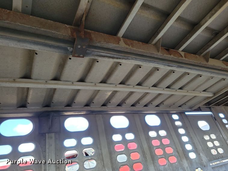 image for item DN3714 2007 Wilson PSDCL-402P livestock trailer