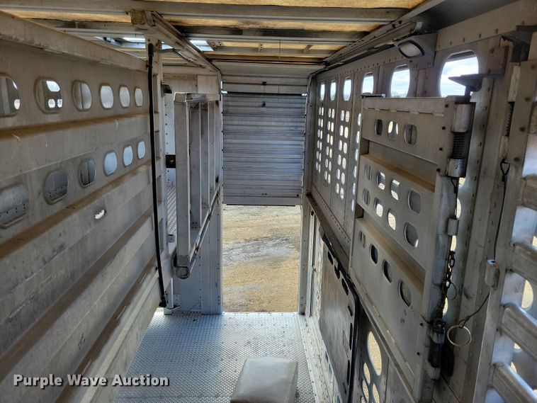 image for item DN3714 2007 Wilson PSDCL-402P livestock trailer