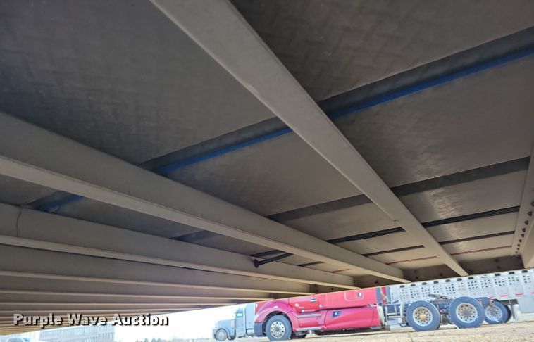 image for item DN3714 2007 Wilson PSDCL-402P livestock trailer