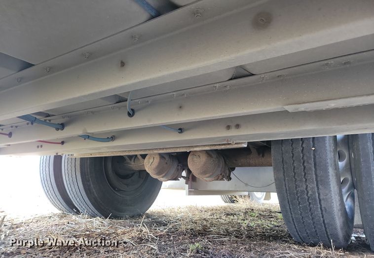 image for item DN3714 2007 Wilson PSDCL-402P livestock trailer