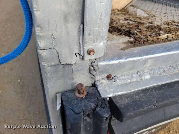 image for item DN3715 2010 Wilson PSDCL-402P livestock trailer