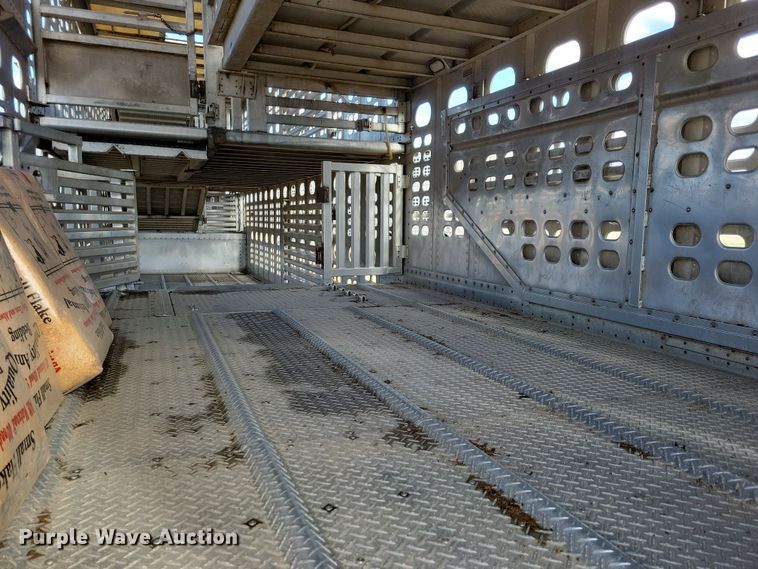 image for item DN3715 2010 Wilson PSDCL-402P livestock trailer