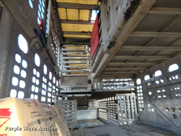 image for item DN3715 2010 Wilson PSDCL-402P livestock trailer