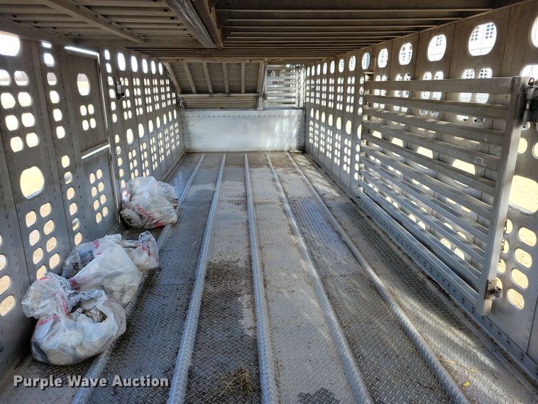 image for item DN3715 2010 Wilson PSDCL-402P livestock trailer