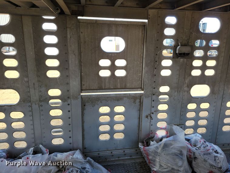 image for item DN3715 2010 Wilson PSDCL-402P livestock trailer