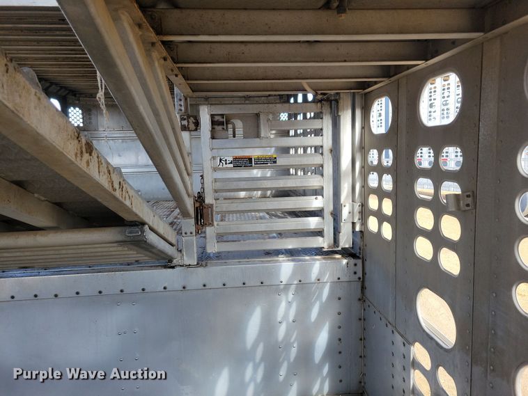 image for item DN3715 2010 Wilson PSDCL-402P livestock trailer