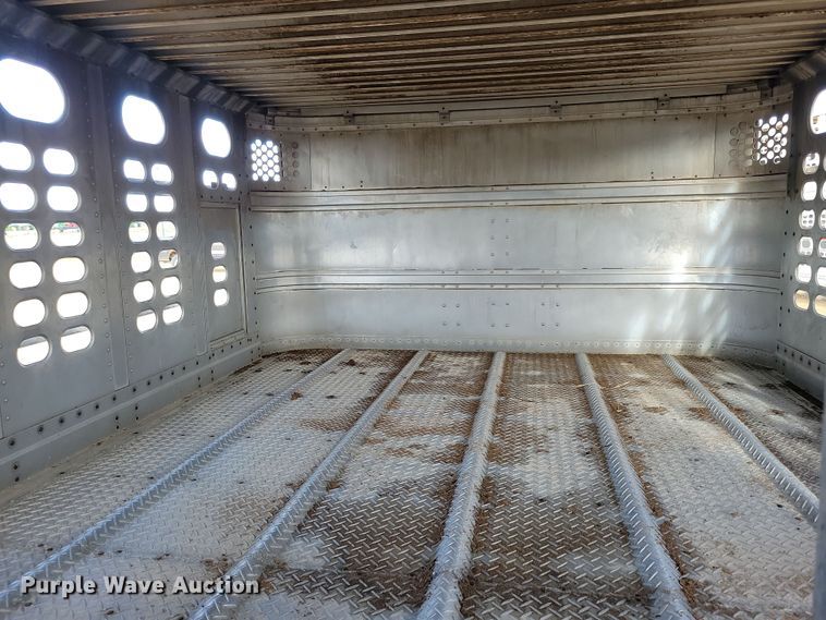 image for item DN3715 2010 Wilson PSDCL-402P livestock trailer