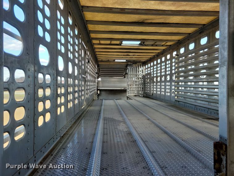image for item DN3715 2010 Wilson PSDCL-402P livestock trailer