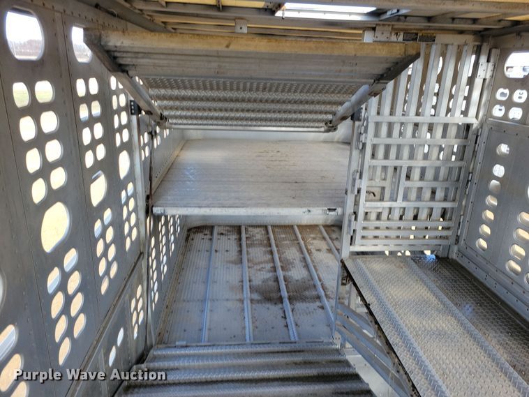 image for item DN3715 2010 Wilson PSDCL-402P livestock trailer