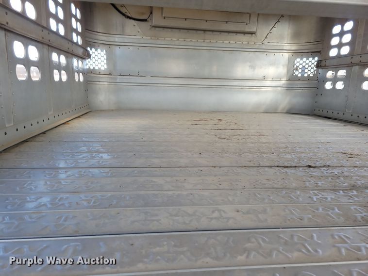 image for item DN3715 2010 Wilson PSDCL-402P livestock trailer