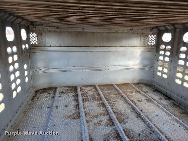 image for item DN3715 2010 Wilson PSDCL-402P livestock trailer