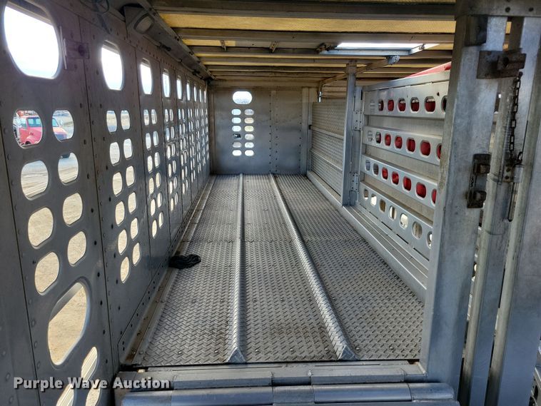image for item DN3715 2010 Wilson PSDCL-402P livestock trailer