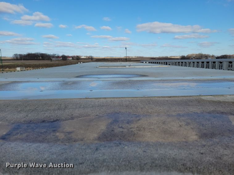 image for item DN3715 2010 Wilson PSDCL-402P livestock trailer