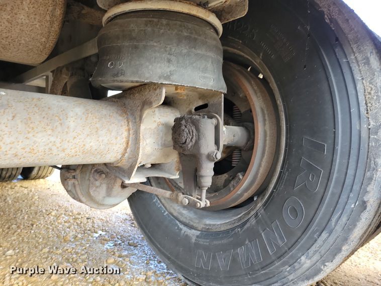 image for item DN3715 2010 Wilson PSDCL-402P livestock trailer