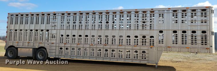 image for item DN3717 2007 Wilson PSDCL-402HP livestock trailer
