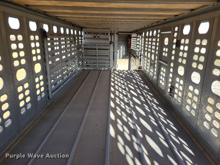 image for item DN3717 2007 Wilson PSDCL-402HP livestock trailer