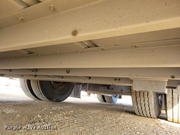 image for item DN3717 2007 Wilson PSDCL-402HP livestock trailer