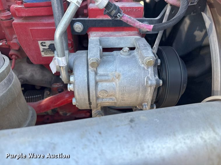 image for item DS3628 2023 Peterbilt 567 semi truck