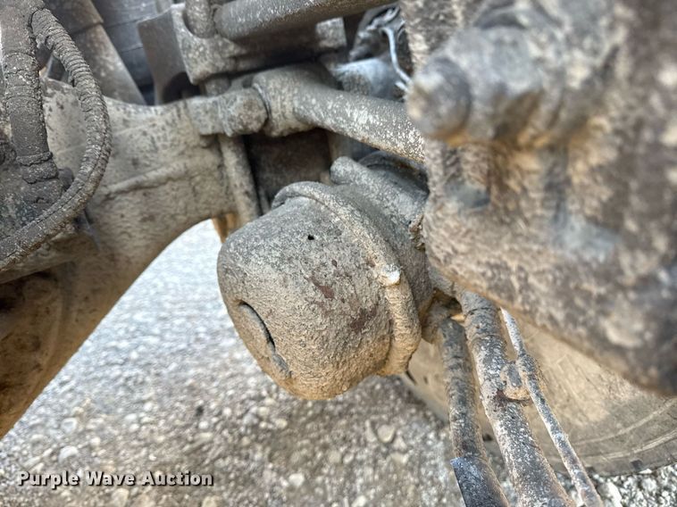 image for item DS3628 2023 Peterbilt 567 semi truck