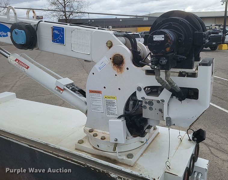 image for item DS5338 2018 Hino 268 utility / service truck