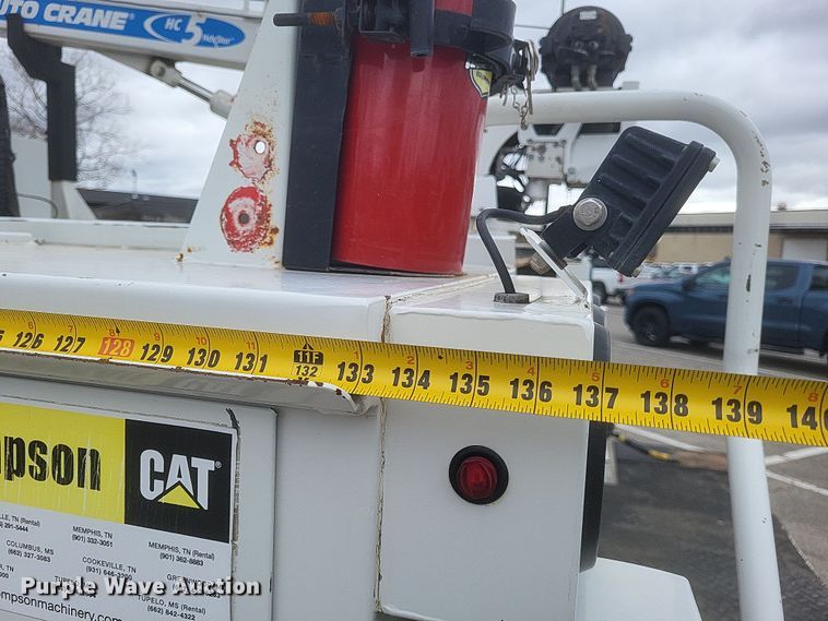 image for item DS5338 2018 Hino 268 utility / service truck