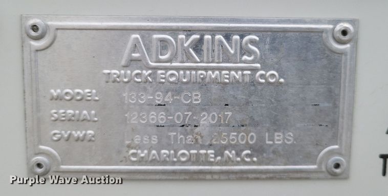 image for item DS5338 2018 Hino 268 utility / service truck