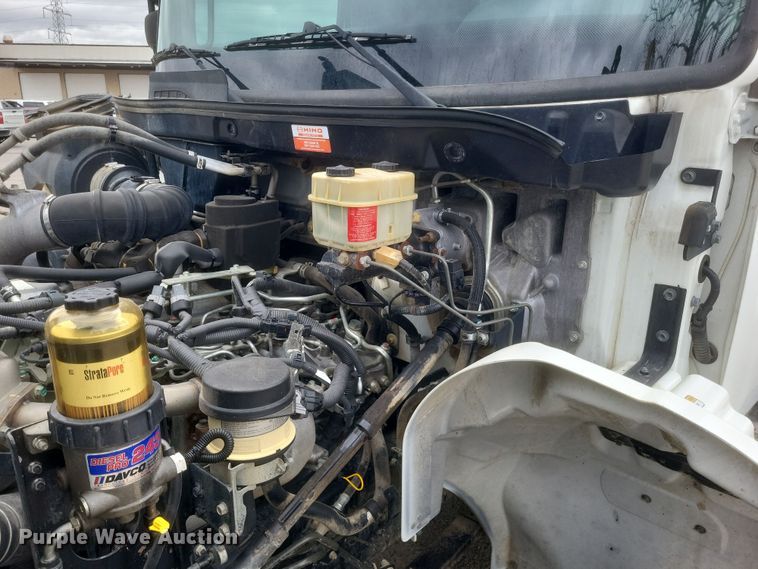 image for item DS5338 2018 Hino 268 utility / service truck