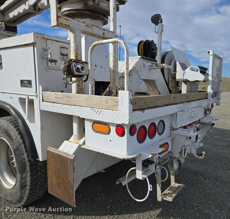 image for item DS5344 2008 Freightliner Business Class M2 digger derrick truck