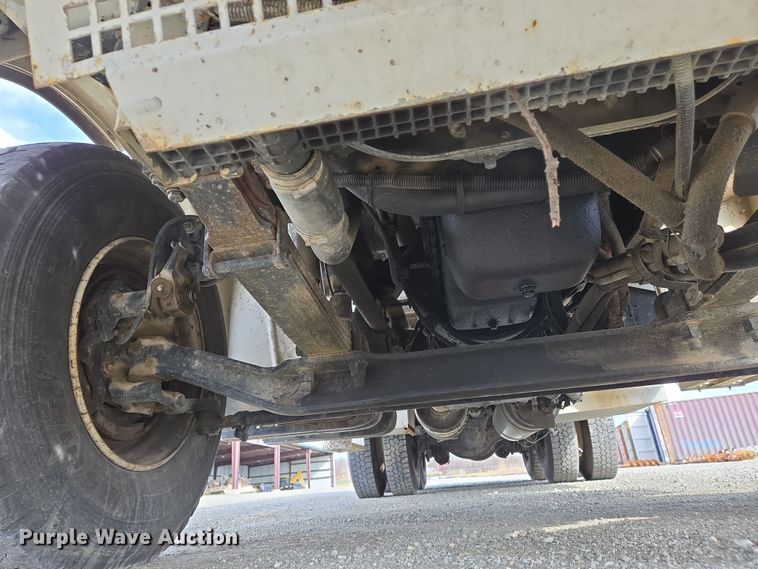 image for item DS5344 2008 Freightliner Business Class M2 digger derrick truck