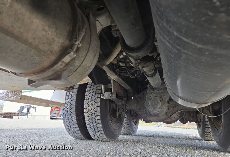 image for item DS5344 2008 Freightliner Business Class M2 digger derrick truck