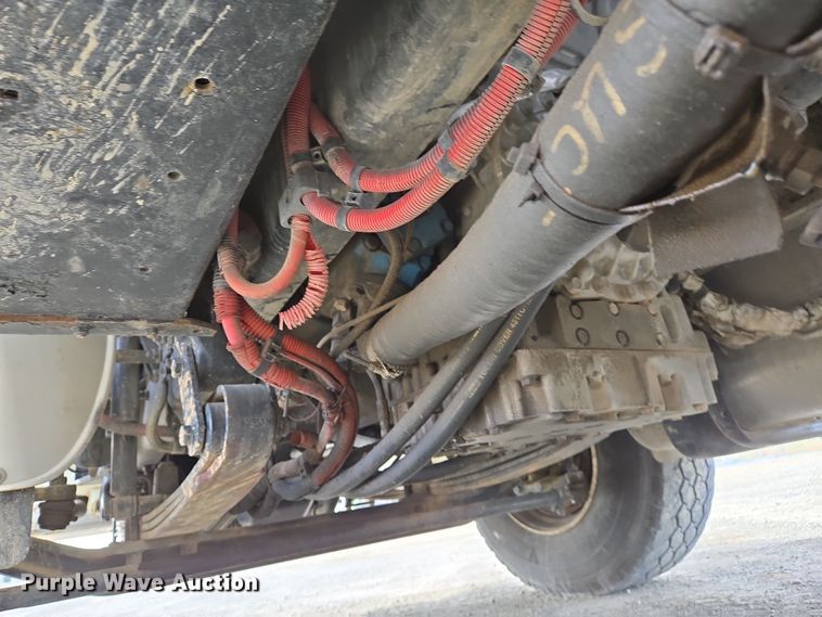 image for item DS5344 2008 Freightliner Business Class M2 digger derrick truck