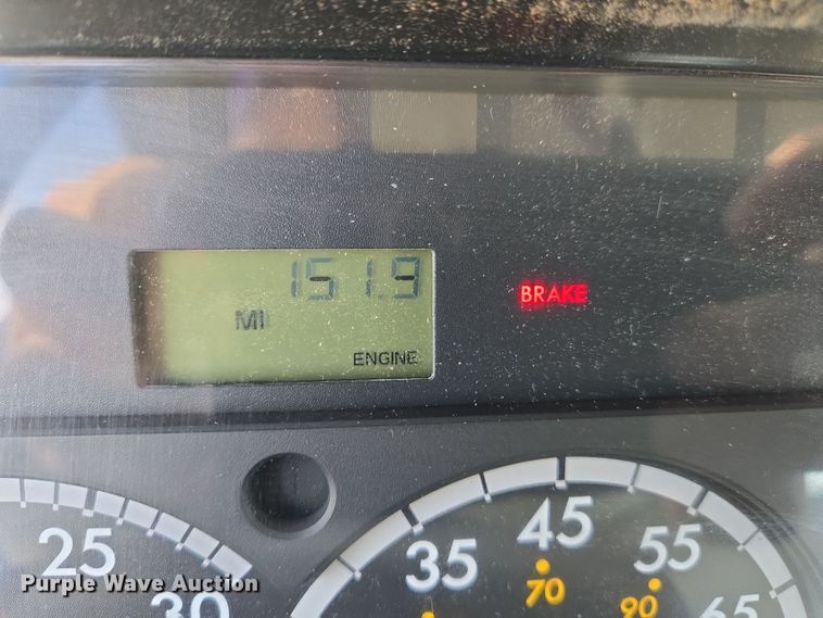 image for item DS5344 2008 Freightliner Business Class M2 digger derrick truck