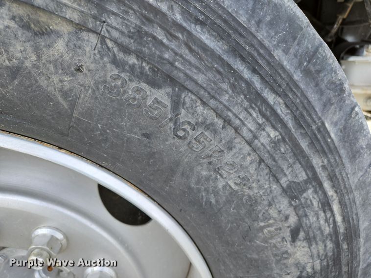 image for item DS5344 2008 Freightliner Business Class M2 digger derrick truck