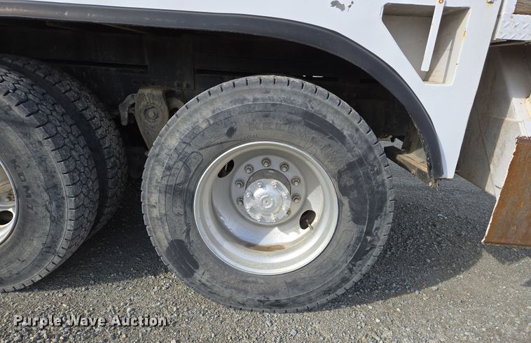 image for item DS5344 2008 Freightliner Business Class M2 digger derrick truck