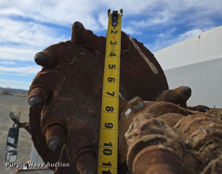 image for item DS5345 2007 International 7500 digger derrick truck